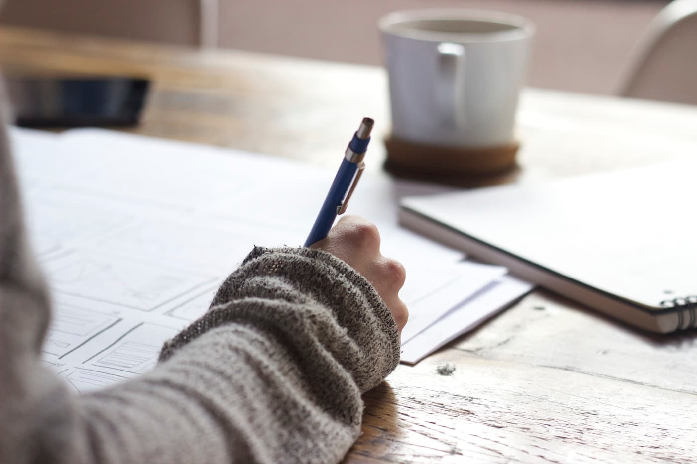 Future Moroccan self-employed professional preparing registration documents